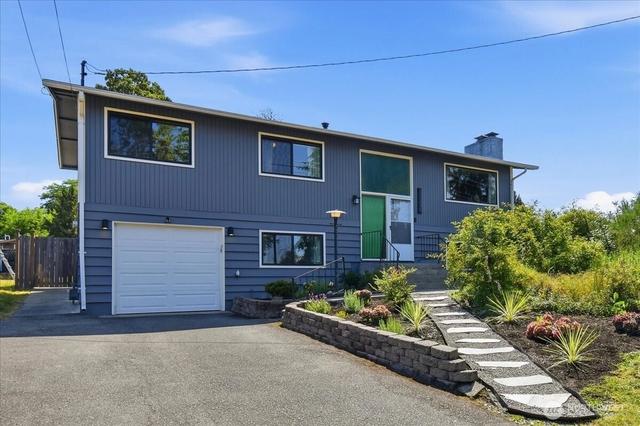 10236 11th Ave SW, Seattle, WA 98146