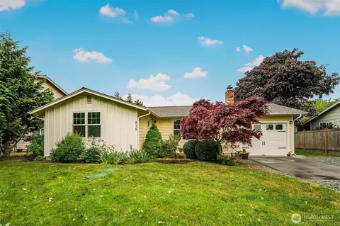 835 Livingston Bay Shore Dr, Camano Island, WA 98282