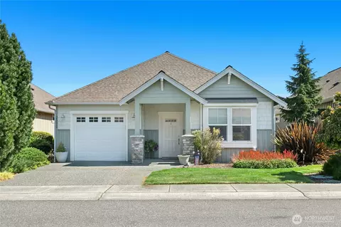 2370 SW Winchester St, Oak Harbor, WA 98277