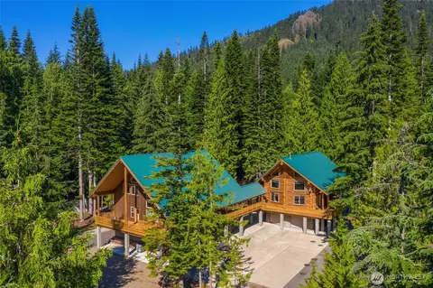 4422 Kachess Lake Rd, Easton, WA 98925