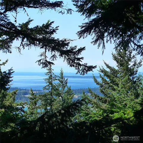 561 Discovery Way, Eastsound, WA 98245