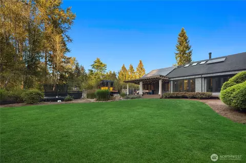 19020 NE 132nd St, Woodinville, WA 98077