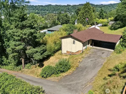 13463 Macadam Rd S, Tukwila, WA 98168