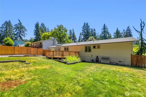 Exterior - 3331 197th Pl SE, Bothell, WA 98012 photo 9 of 14