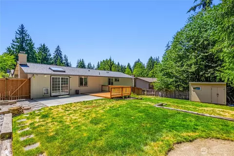 Exterior - 3331 197th Pl SE, Bothell, WA 98012 photo 10 of 14