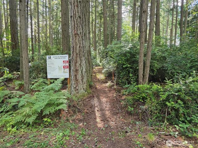 23601 Landers Rd SW, Vashon, WA 98070