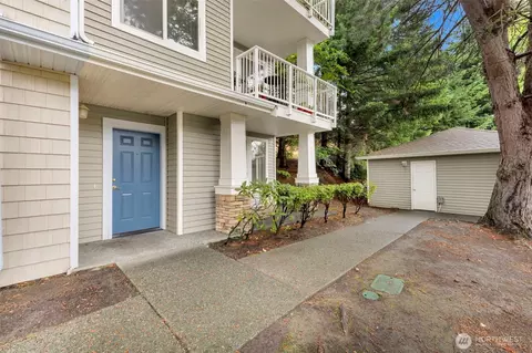 22104 41st Ave S #101, Kent, WA 98032