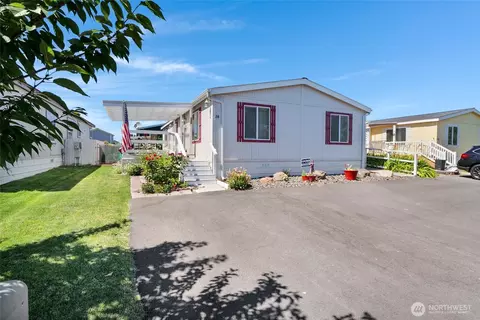 3211 W Wapato Dr #28, Moses Lake, WA 98837