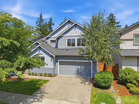 17613 131st St E, Bonney Lake, WA 98391