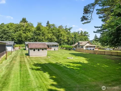 Exterior - 21 Maple Leaf St, Raymond, WA 98577 photo 10 of 11