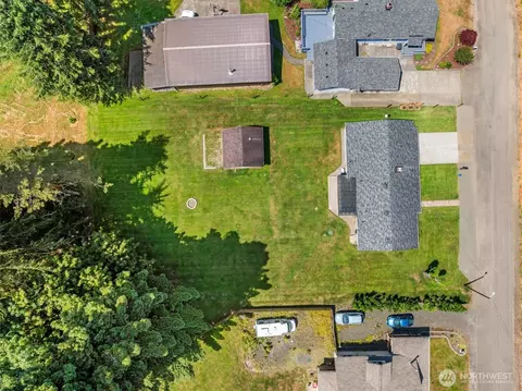 View/Area - 21 Maple Leaf St, Raymond, WA 98577 photo 1 of 8