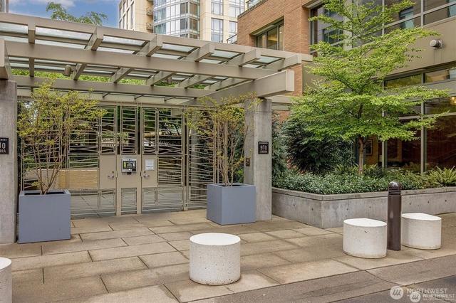 910 Lenora St #S1004, Seattle, WA 98121