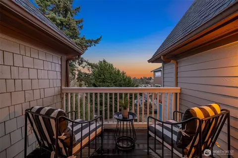 337 25th Ave E, Seattle, WA 98112 photo 1