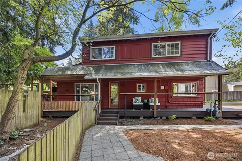 15749 Wallingford Ave N, Shoreline, WA 98133