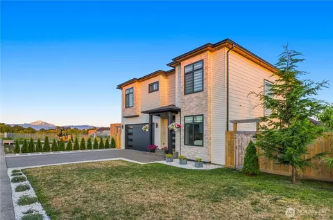 2467 Angelina St, Ferndale, WA 98248