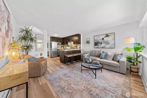 752 Bellevue Ave E #212, Seattle, WA 98102
