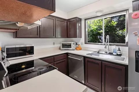 18910 Bothell Everett Hwy #D4, Bothell, WA 98012 photo 7