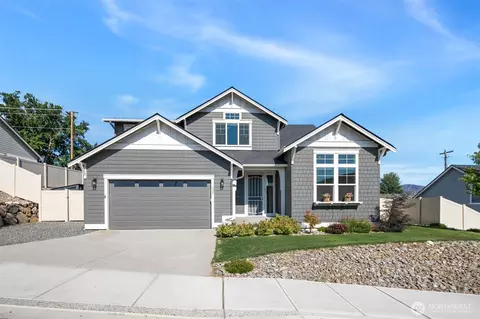639 S Kent Ave, East Wenatchee, WA 98802
