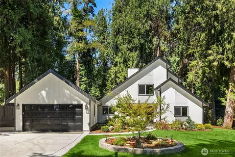 11785 Penny Pl NE, Bainbridge Island, WA 98110