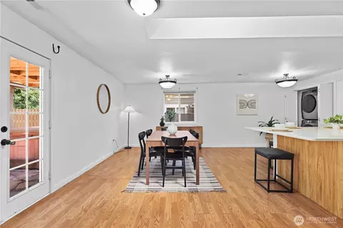 Dining - 10329 16th Pl W, Everett, WA 98204 photo 2 of 2