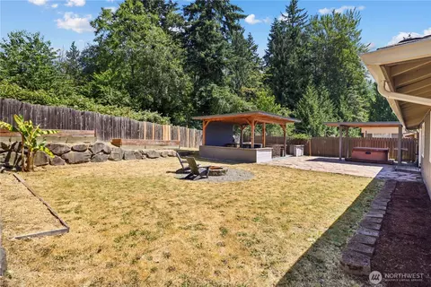 Exterior - 10329 16th Pl W, Everett, WA 98204 photo 4 of 5