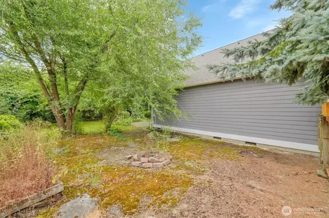 Exterior - 205 Spring Pl, Enumclaw, WA 98022 photo 7 of 7