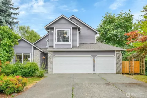 Exterior - 205 Spring Pl, Enumclaw, WA 98022 photo 2 of 7