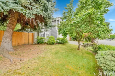 Exterior - 205 Spring Pl, Enumclaw, WA 98022 photo 3 of 7