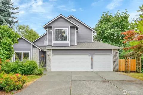 Exterior - 205 Spring Pl, Enumclaw, WA 98022 photo 2 of 7