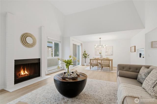 1603 103rd Pl NE #O7, Bellevue, WA 98004
