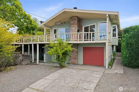 6107 Hawthorne Ter NE, Tacoma, WA 98422