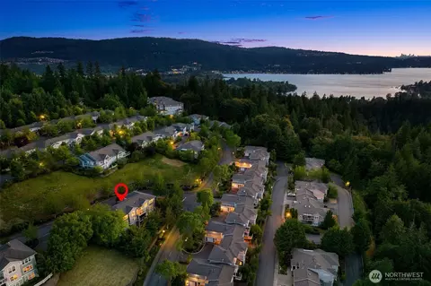 4510 226th Ter SE #3007, Issaquah, WA 98029