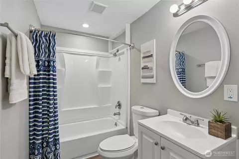 Bath - 22719 1st Pl W, Bothell, WA 98021 photo 3 of 3