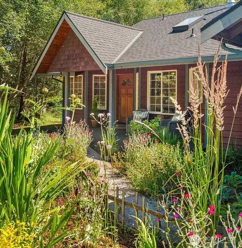 2426 Rosecrans St, Port Townsend, WA 98368