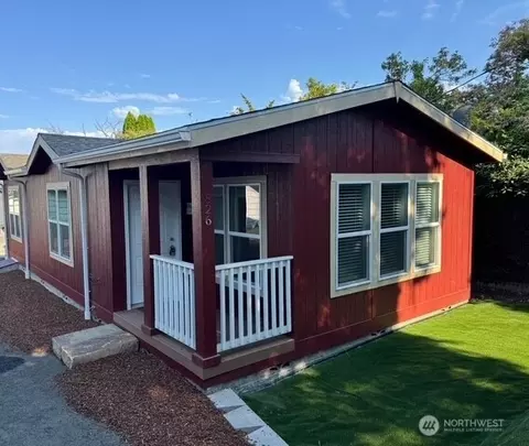 826 Chester Ave, Bremerton, WA 98337