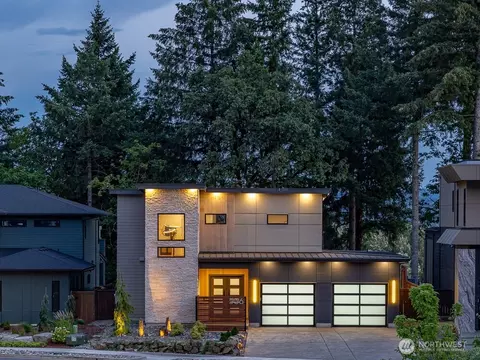 536 NE Province Dr, Camas, WA 98607