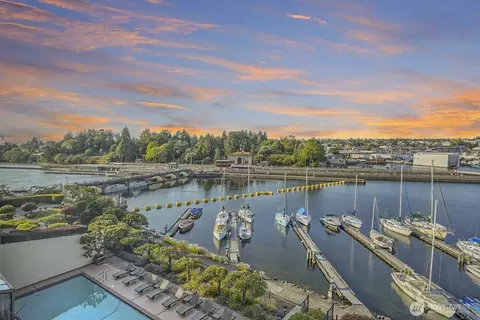 3100 W Commodore Way #305, Seattle, WA 98199