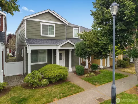 4437 Mckinley St NE, Lacey, WA 98516