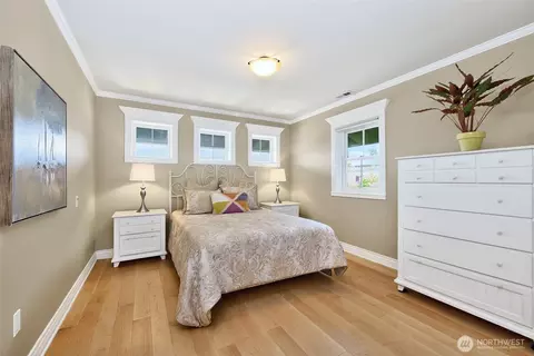 Bedroom - 816 Walnut St, Edmonds, WA 98020 photo 9 of 10