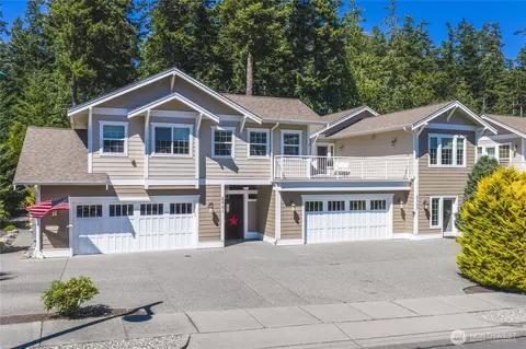 2303 Sundown Ct, Anacortes, WA 98221
