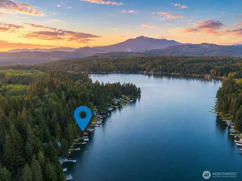 605 SW Lake Roesiger Rd, Snohomish, WA 98290