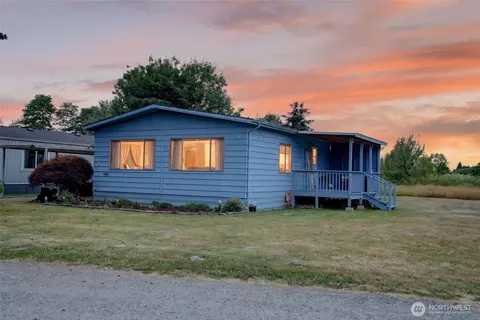 380 E Pole Rd #19, Lynden, WA 98264