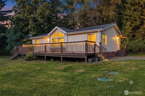 19643 Evergreen Ln, Sedro Woolley, WA 98284
