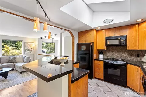 Kitchen - 22202 Meridian Ave S, Bothell, WA 98021 photo 1 of 4
