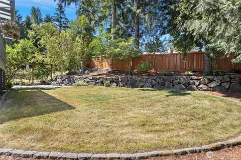 Exterior - 22202 Meridian Ave S, Bothell, WA 98021 photo 5 of 8