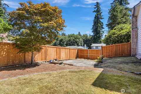 Exterior - 22202 Meridian Ave S, Bothell, WA 98021 photo 3 of 8
