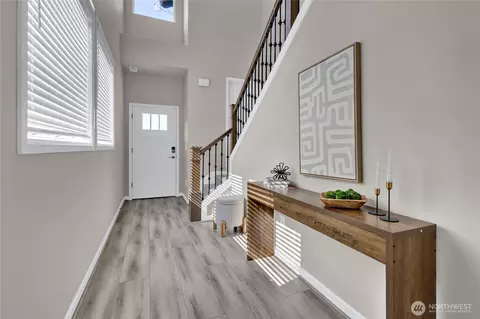 Entry Way - 4322 233rd Pl SE, Bothell, WA 98021 photo 2 of 5