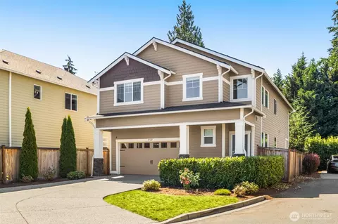 Exterior - 4322 233rd Pl SE, Bothell, WA 98021 photo 3 of 4