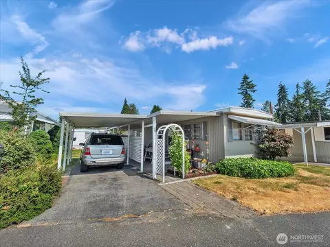 18501 52nd Ave W #29, Lynnwood, WA 98037
