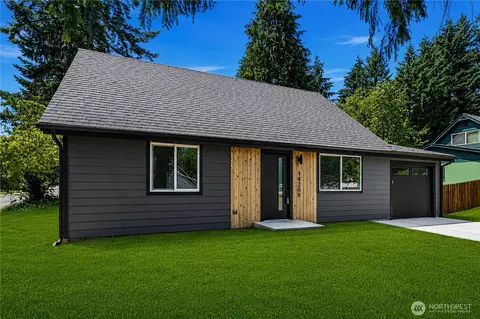 14205 77th Ave NE, Kirkland, WA 98034